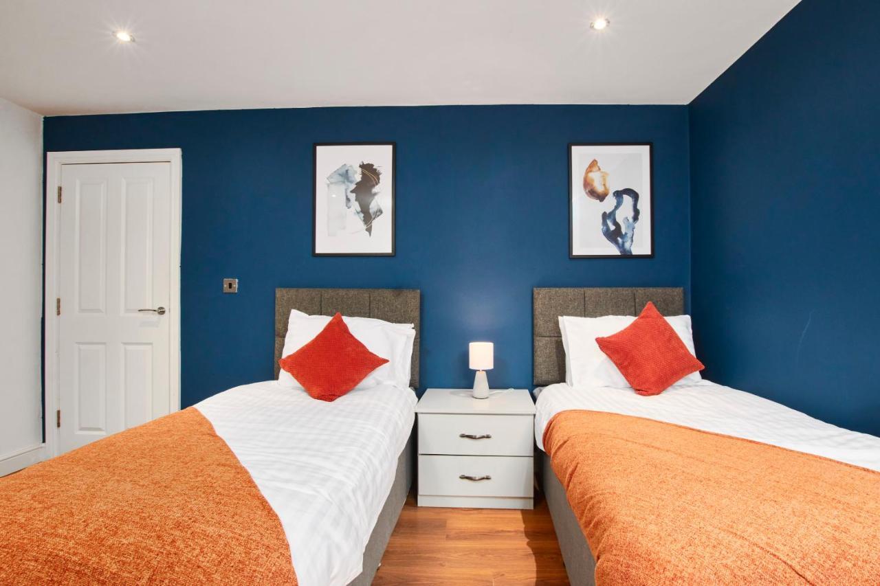 Stunning City Centre 3 Bed, 3 Bath - Sleeps 8! Apartment ลีดส์ ภายนอก รูปภาพ